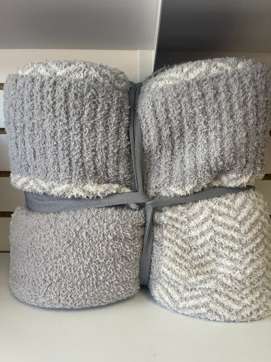 Better Homes & Gardens cozy knit throw